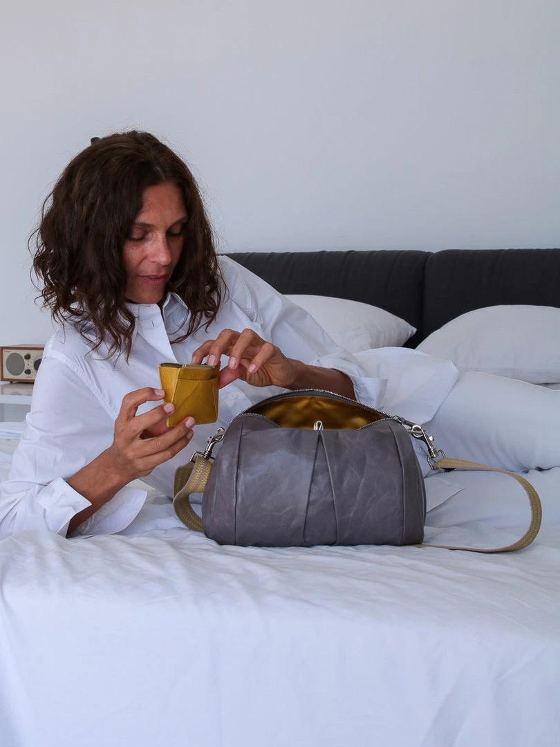 Brontibay Paris Mamamia Vintage Leather Crossbody Funghi 6 Brontibay Paris Mamamia Vintage Leather Crossbody Funghi