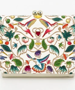 Made In Japan Wallets Hummingbirds Small Trifold Frame Wallet